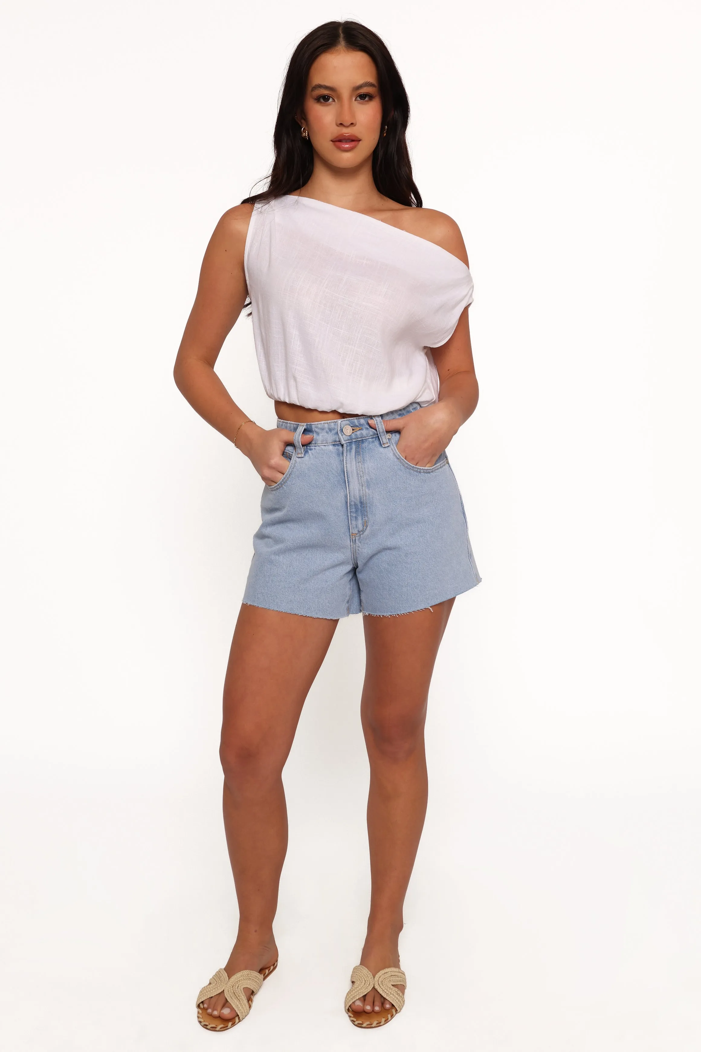 Abrand Venice Shorts - Kendall