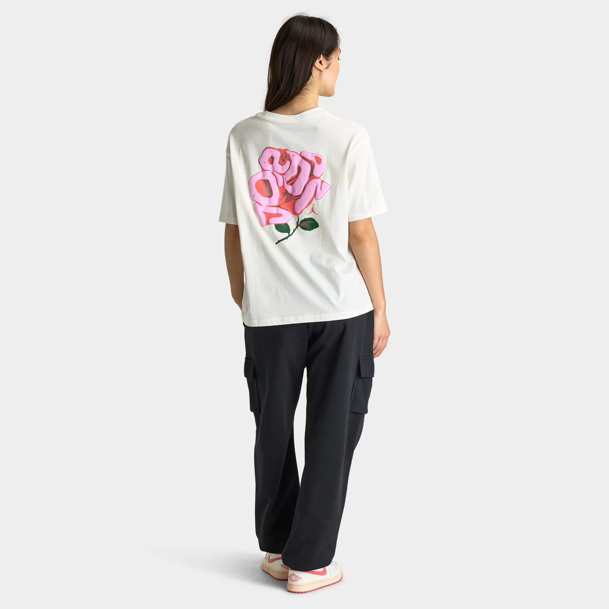 Jordan Women's Graphic Girlfriend T-Shirt / Sail