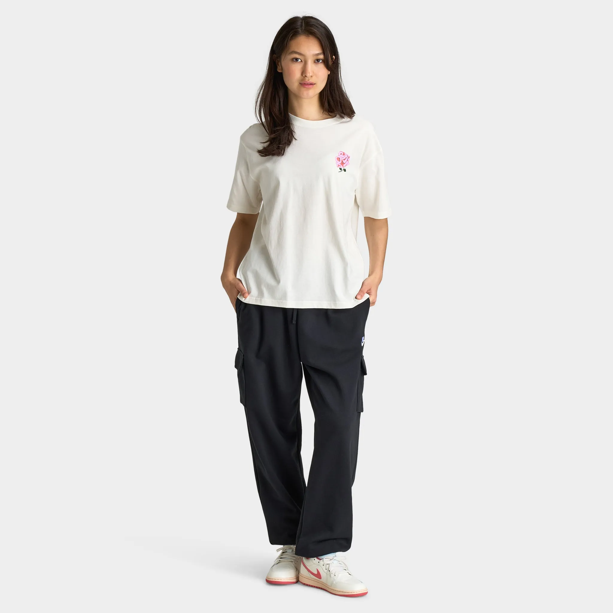 Jordan Women's Graphic Girlfriend T-Shirt / Sail