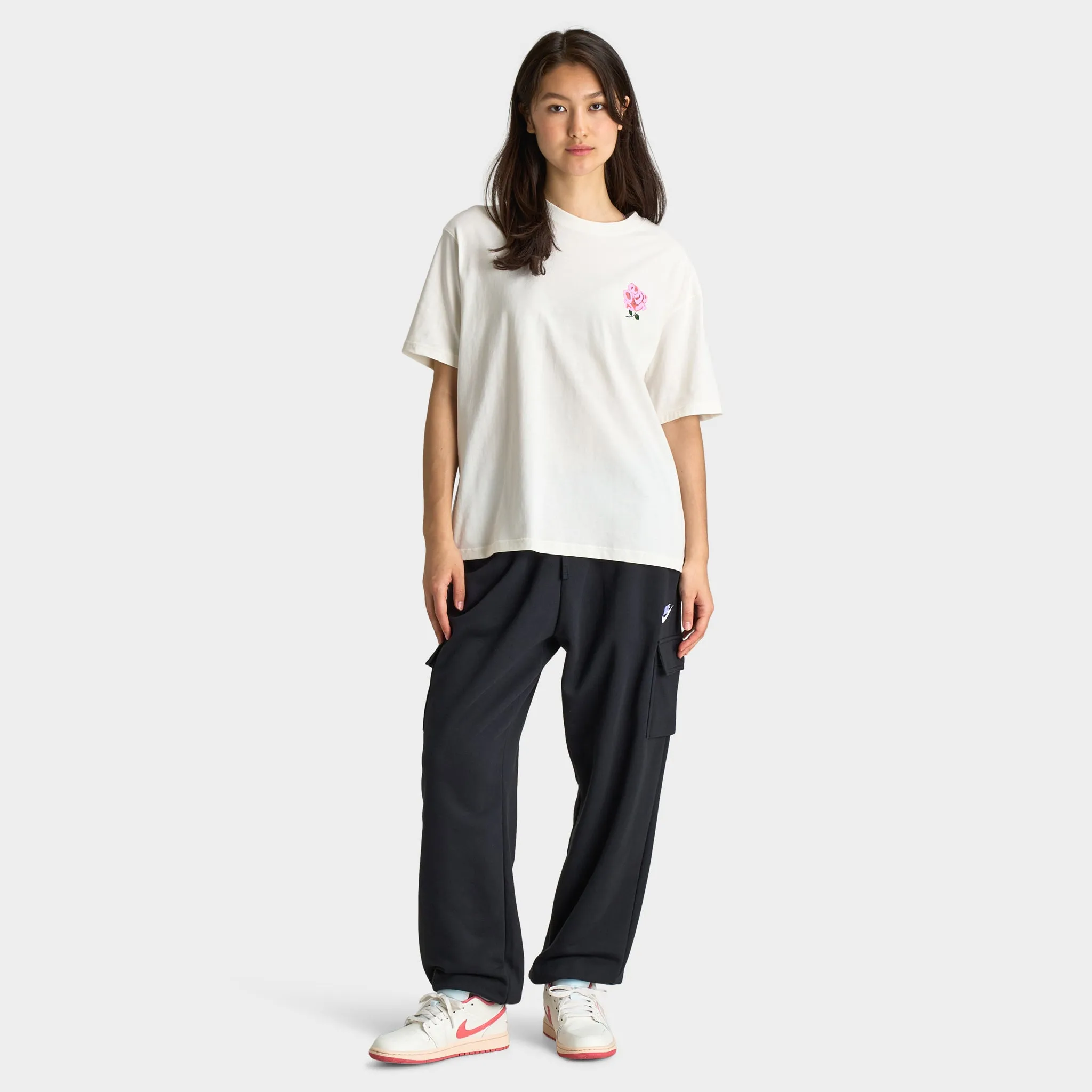 Jordan Women's Graphic Girlfriend T-Shirt / Sail