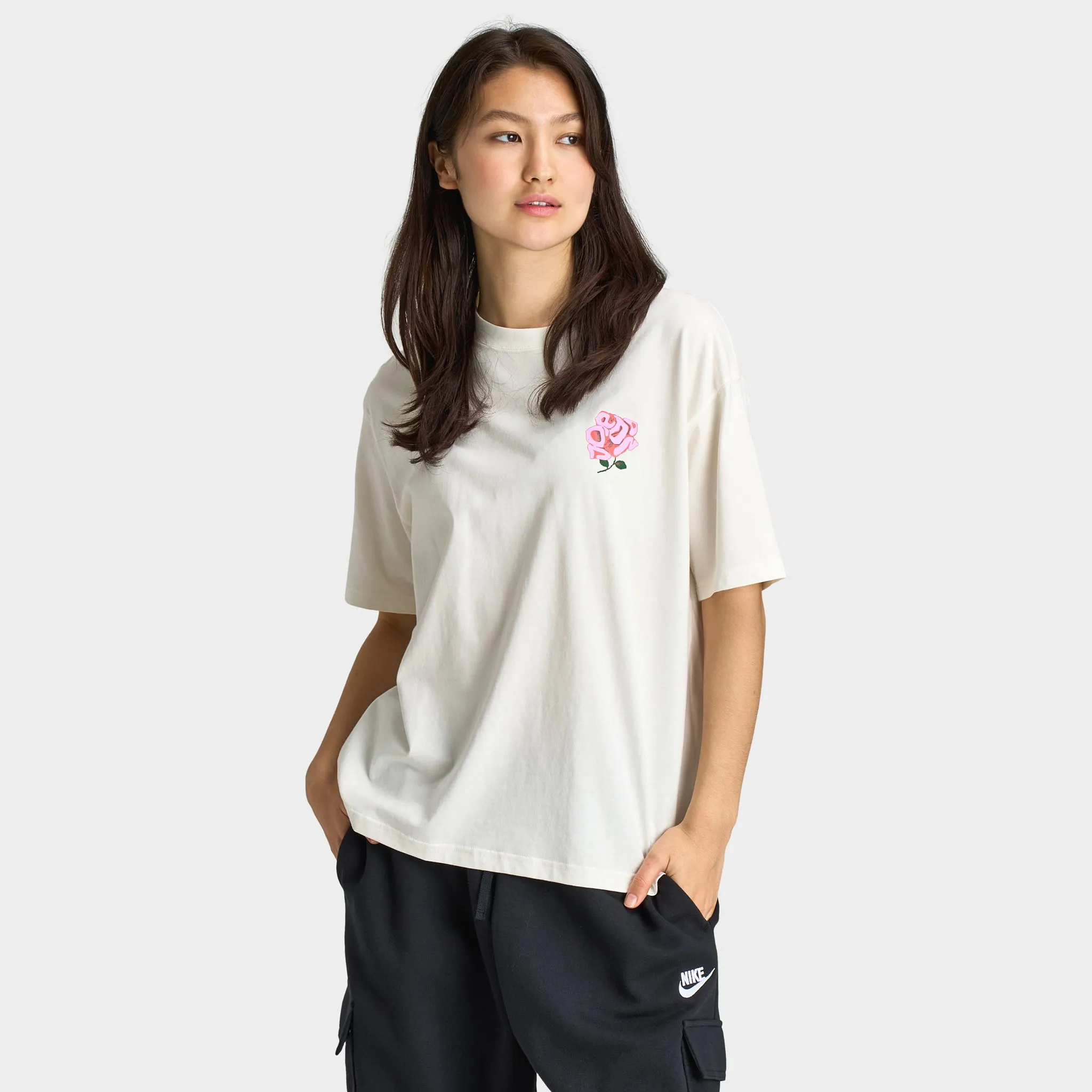Jordan Women's Graphic Girlfriend T-Shirt / Sail