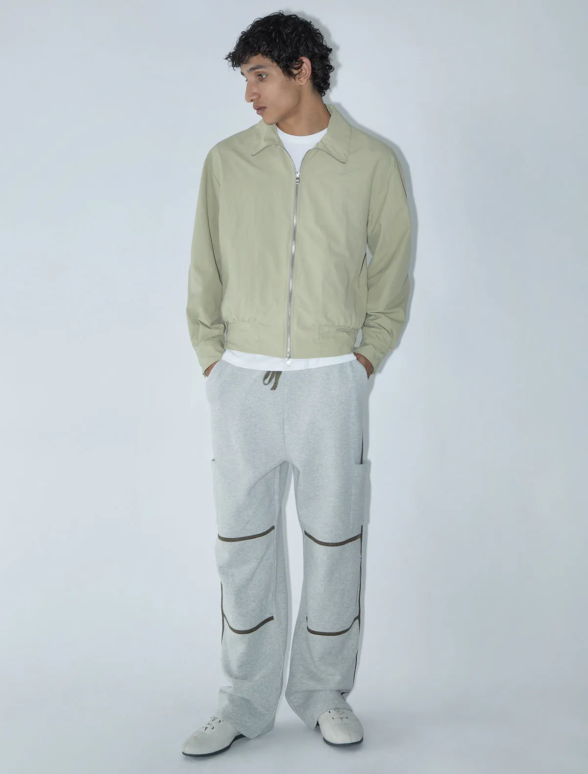 no 2438 / Magik B