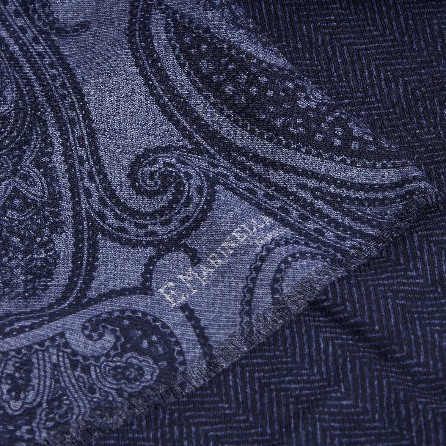 POWDER BLUE WOOL STOLE