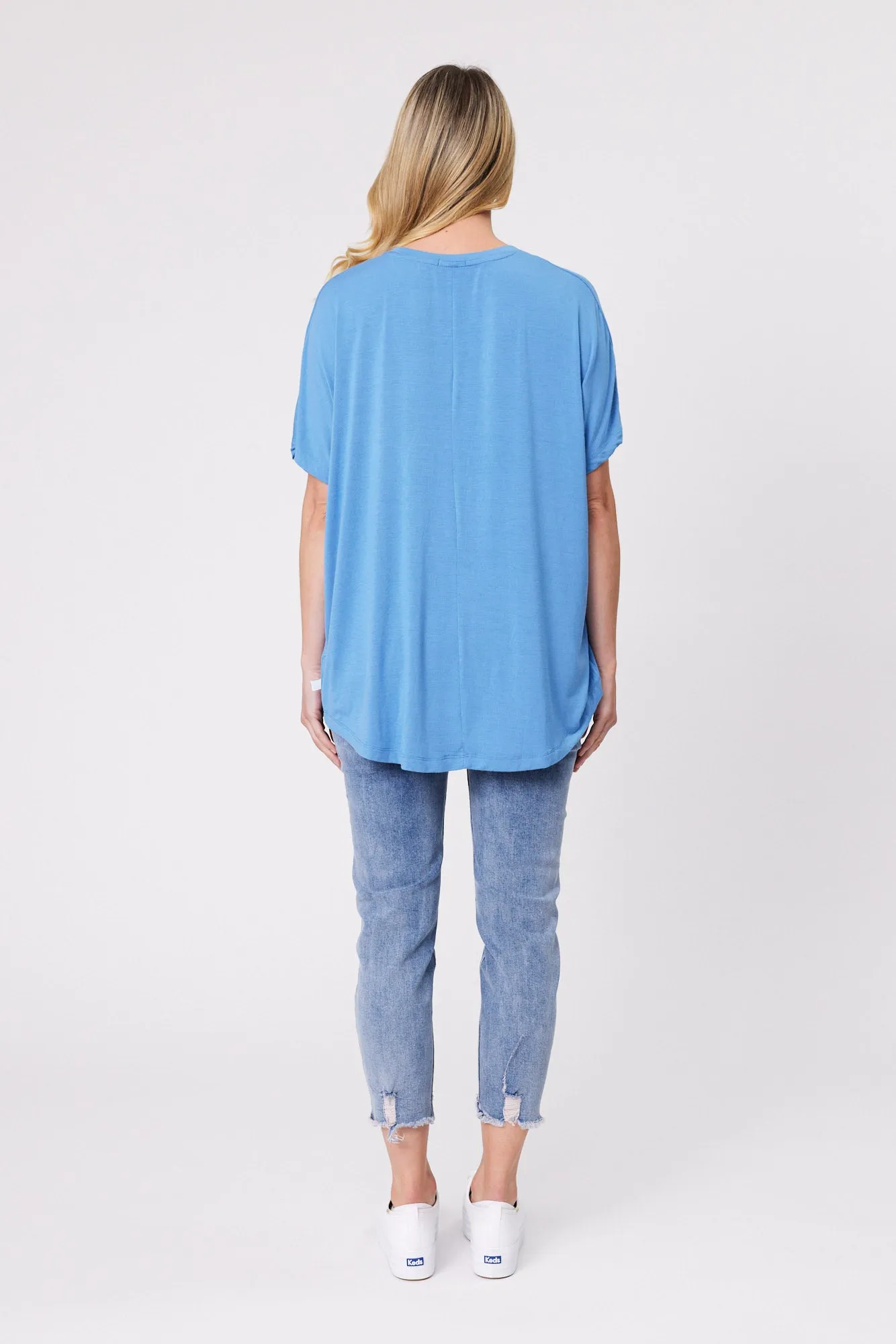 Shine On Essentials Comfort Tee Light Blue