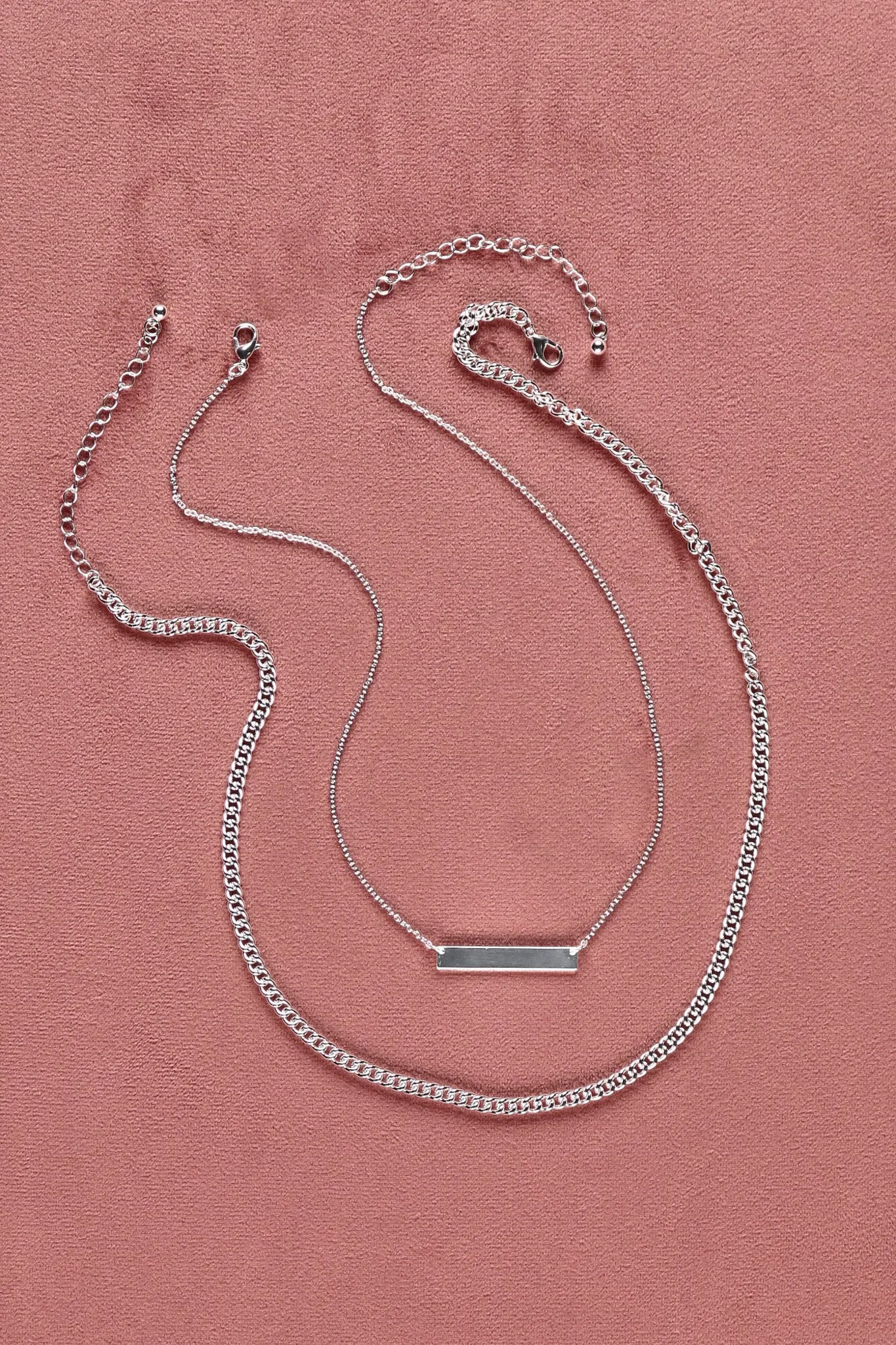 Shine On Label Bar Chain Necklace Silver