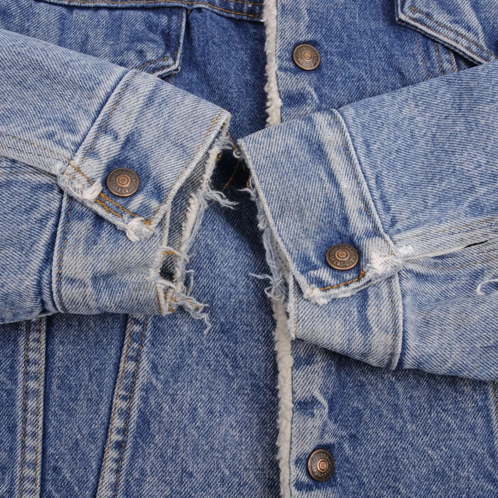 VINTAGE LEVIS SHERPA TRUCKER DENIM JACKET 2 POCKETS 1970S SIZE 44 MADE IN USA