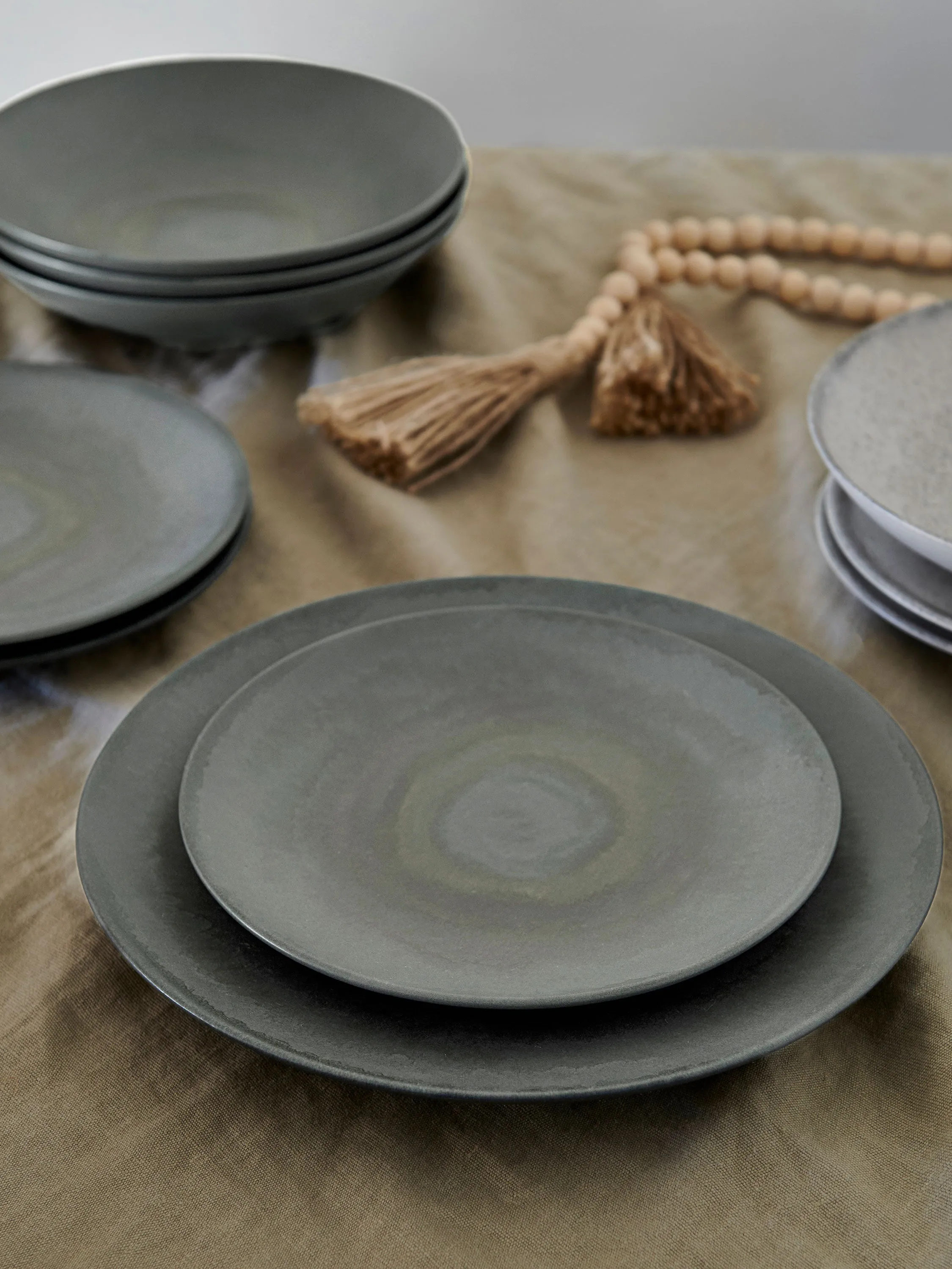 Zinc 12 Piece Dinner Set